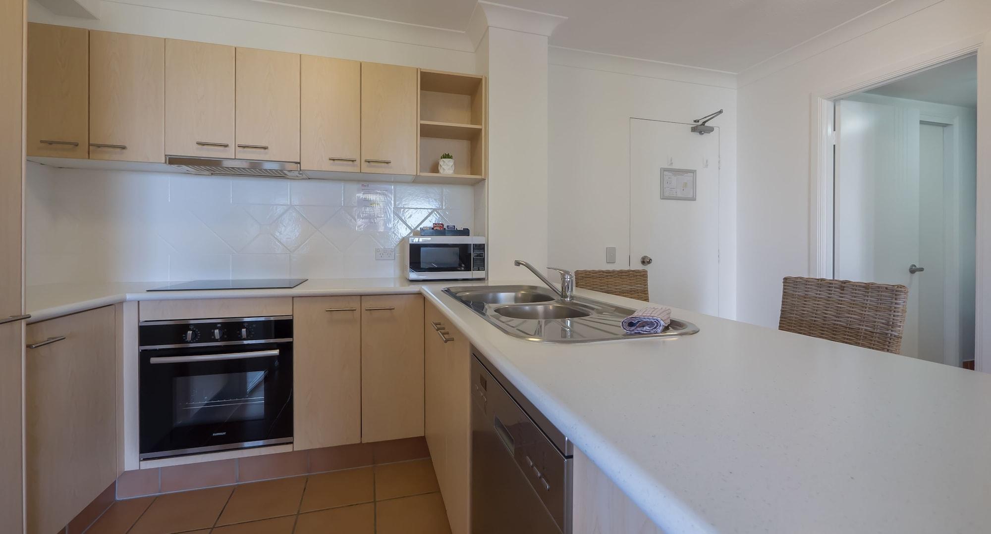 San Mateo On Broadbeach Gold Coast Exterior photo