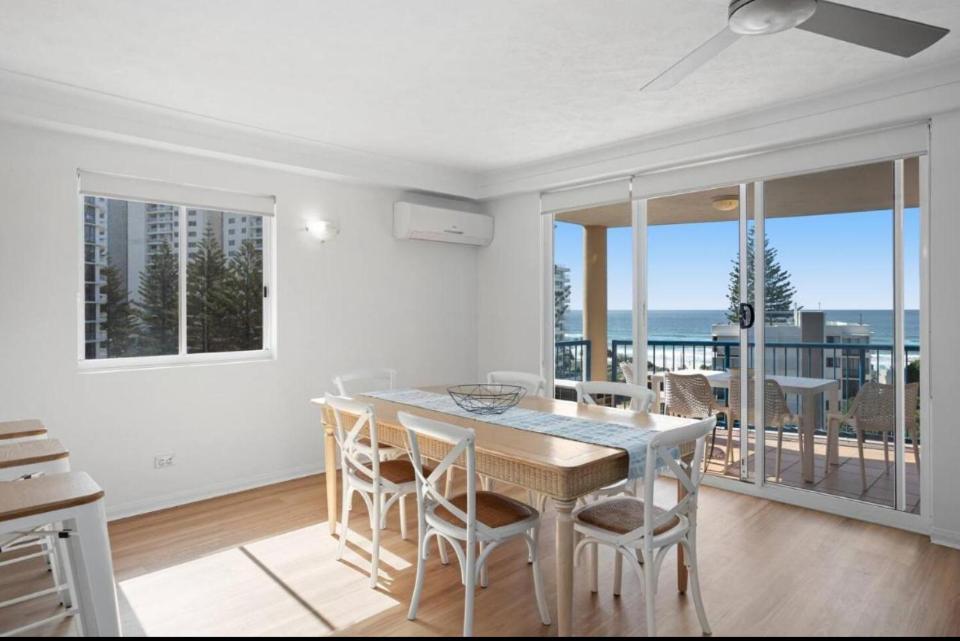 San Mateo On Broadbeach Gold Coast Exterior photo